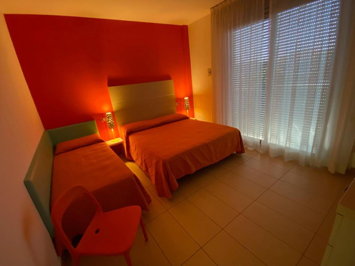 Residenza Villa Flores เบลลาเรีย-อีเจอา มารีนา ภายนอก รูปภาพ