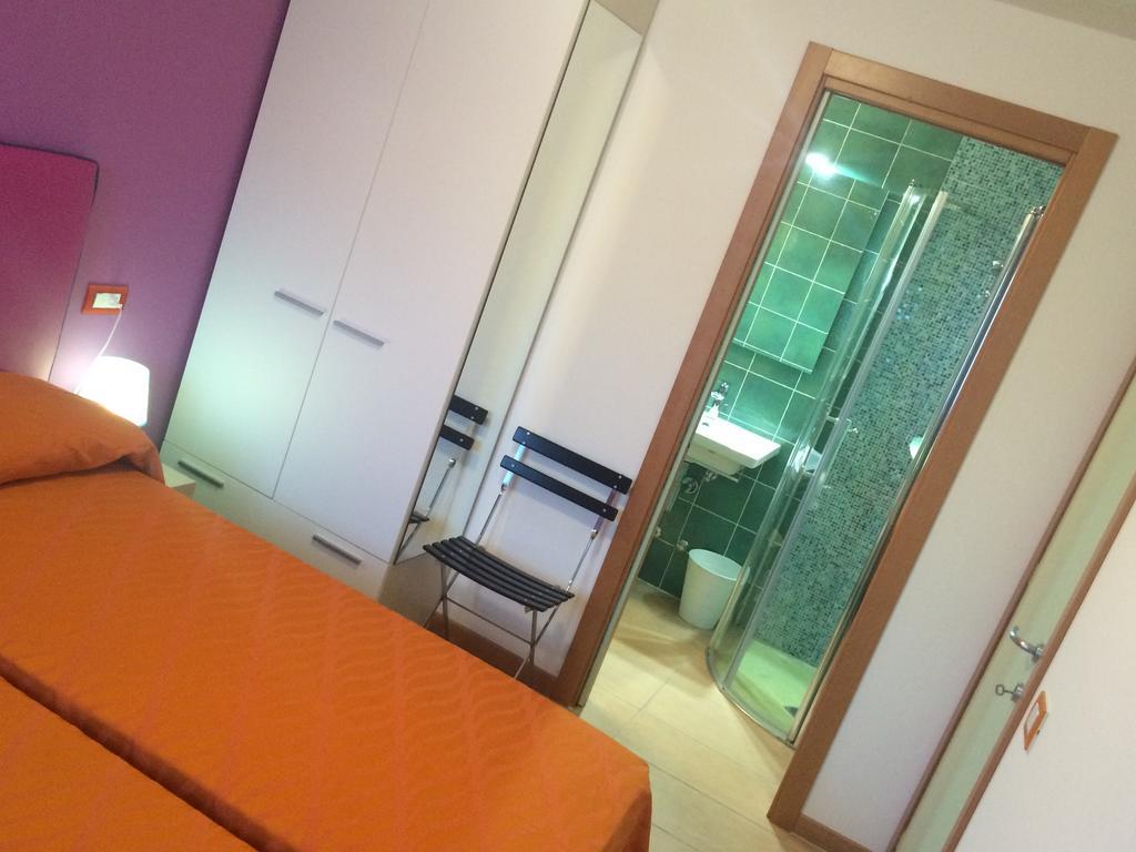 Residenza Villa Flores เบลลาเรีย-อีเจอา มารีนา ภายนอก รูปภาพ